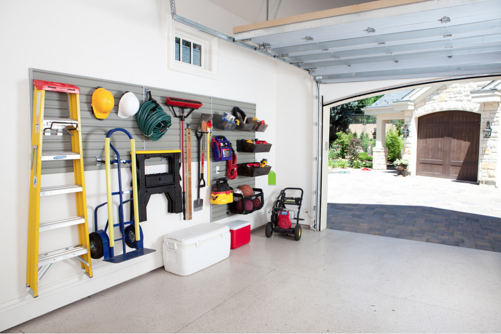 organize-your-garage-by-hanging-tools