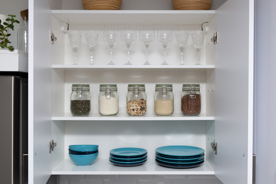 Organizing the Kitchen Cabinets