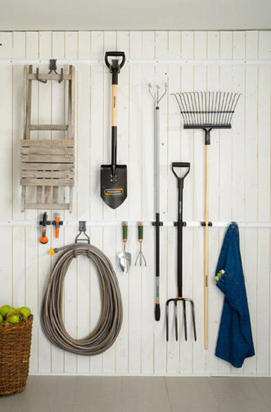 garden storage organizing with a hose coil